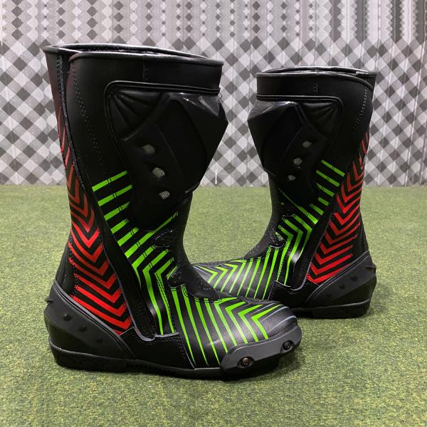 Kawasaki Motorrad Rennstiefel kaufen