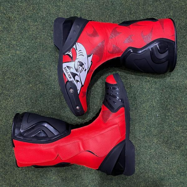 Red Shark Zone Motorrad-Rennschuhe